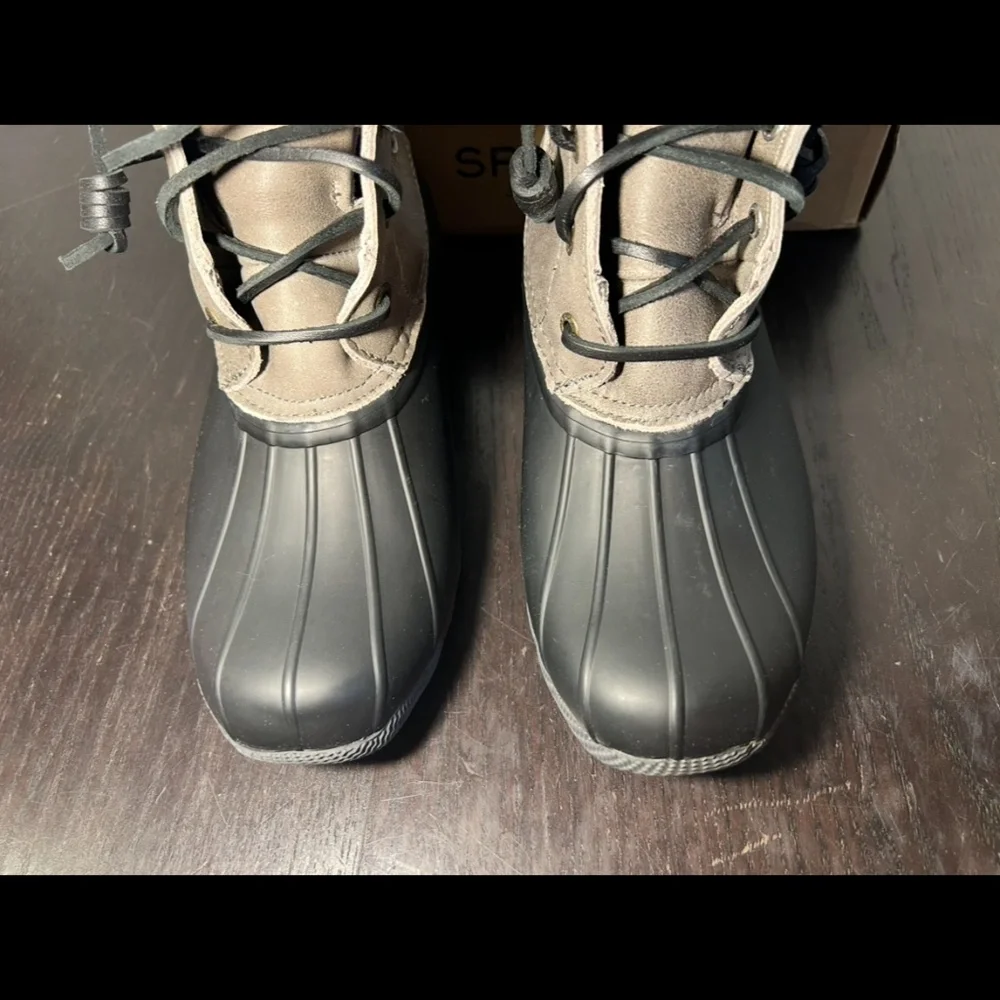 Sperry Saltwater Duck Boots/Rain Boots Leather/Rubber Black/Grey Womans Size 7M